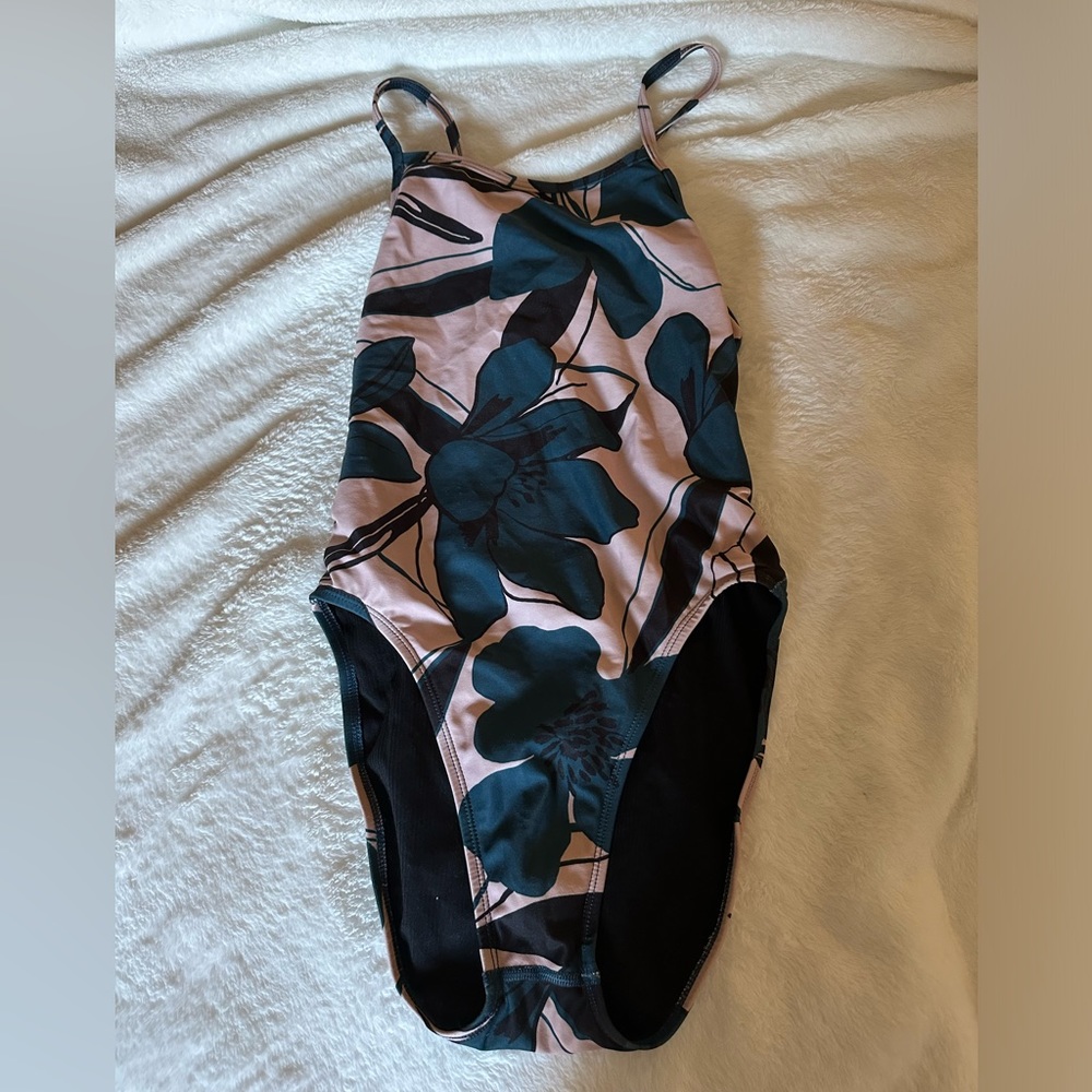 JOLYN one piece